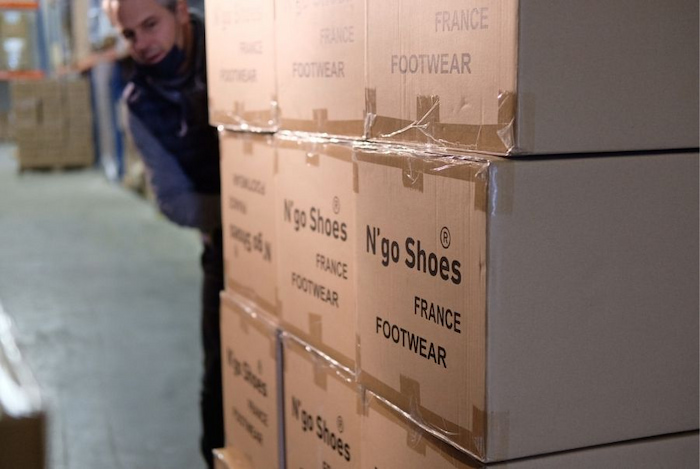 Our warehouse is located in Nantes city, France.