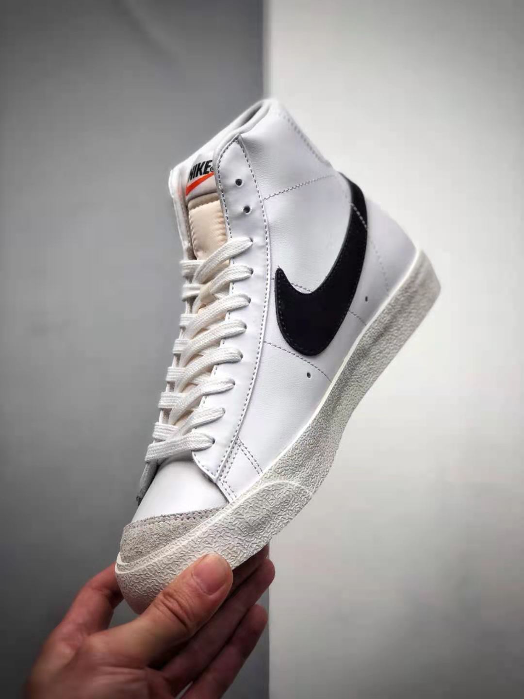 Nike Blazer Mid '77 Vintage 'White Black' BQ6806-100 - Classic Style with a Retro Twist