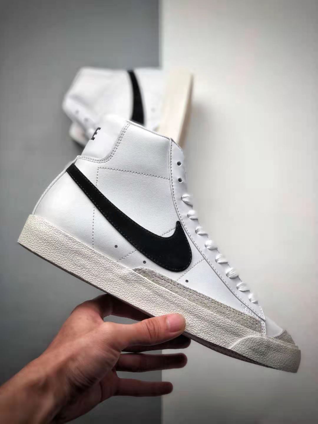 Nike Blazer Mid '77 Vintage 'White Black' BQ6806-100 - Classic Style with a Retro Twist