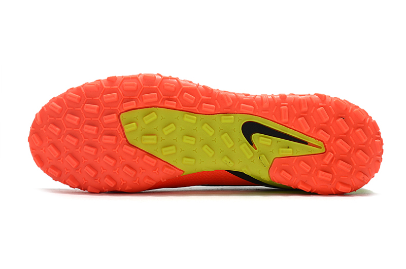 Nike Phantom GT2 Academy TF Turf Football Shoe, Multicolored White, DC0803-167