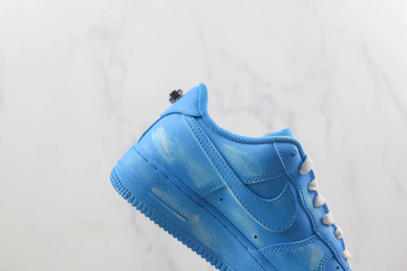 Nike Air Force 1 '07 LV8 Blue – Classic Design with a Bold Twist