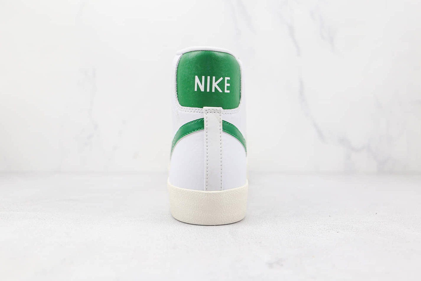 Nike Blazer Mid '77 Vintage 'White Pine Green' BQ6806-115: Classic Style with a Fresh Twist