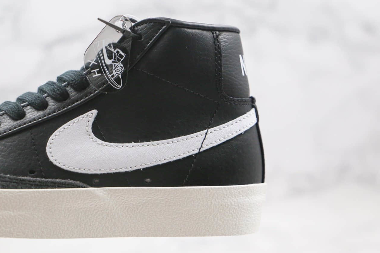 Nike Blazer Mid '77 Vintage 'Black Sail' BQ6806-002 - Classic Style in Sleek Black & Sail