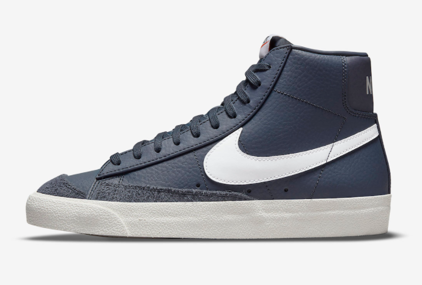 Nike Blazer Mid '77 Vintage 'Thunder Blue' BQ6806-401: Classic Design meets Modern Style